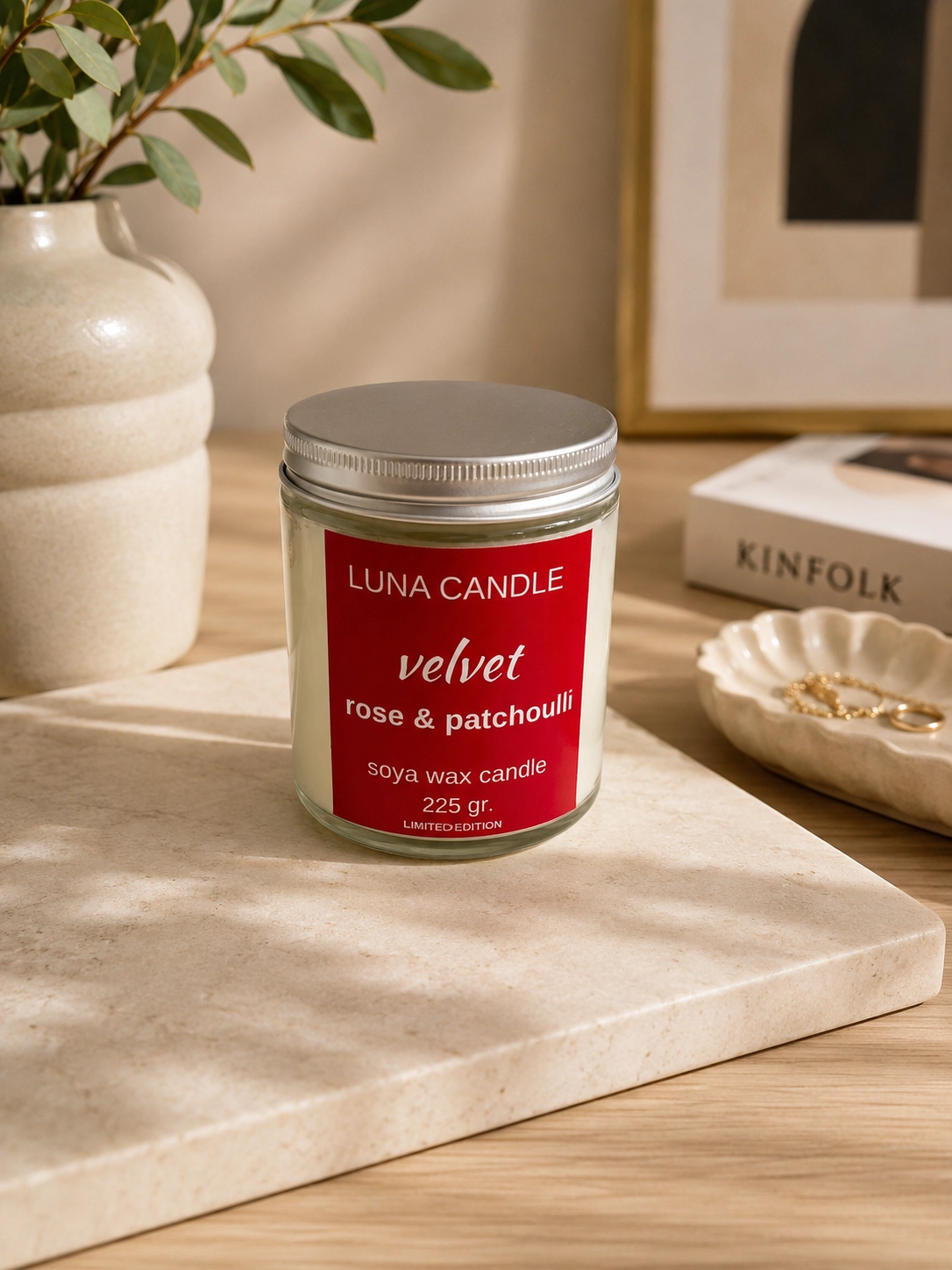 ROSE & PATCHOULLİ  SOYA WAX CANDLE - 225 GR