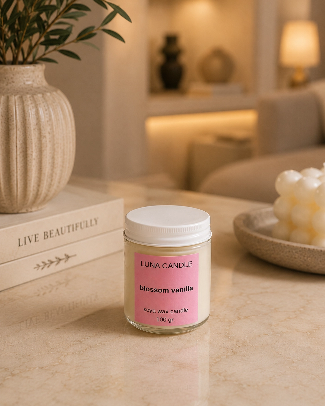 BLOSSOM VANILLIA SOYA WAX CANDLE - 100 GR