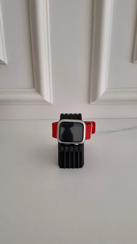 APPLE WATCH SAAT STANDI