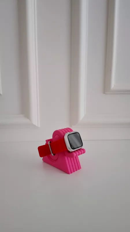 APPLE WATCH SAAT STANDI