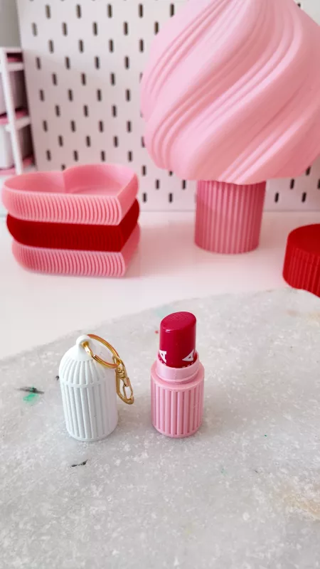 LIPS STICK KUTUSU ANAHTARLIK