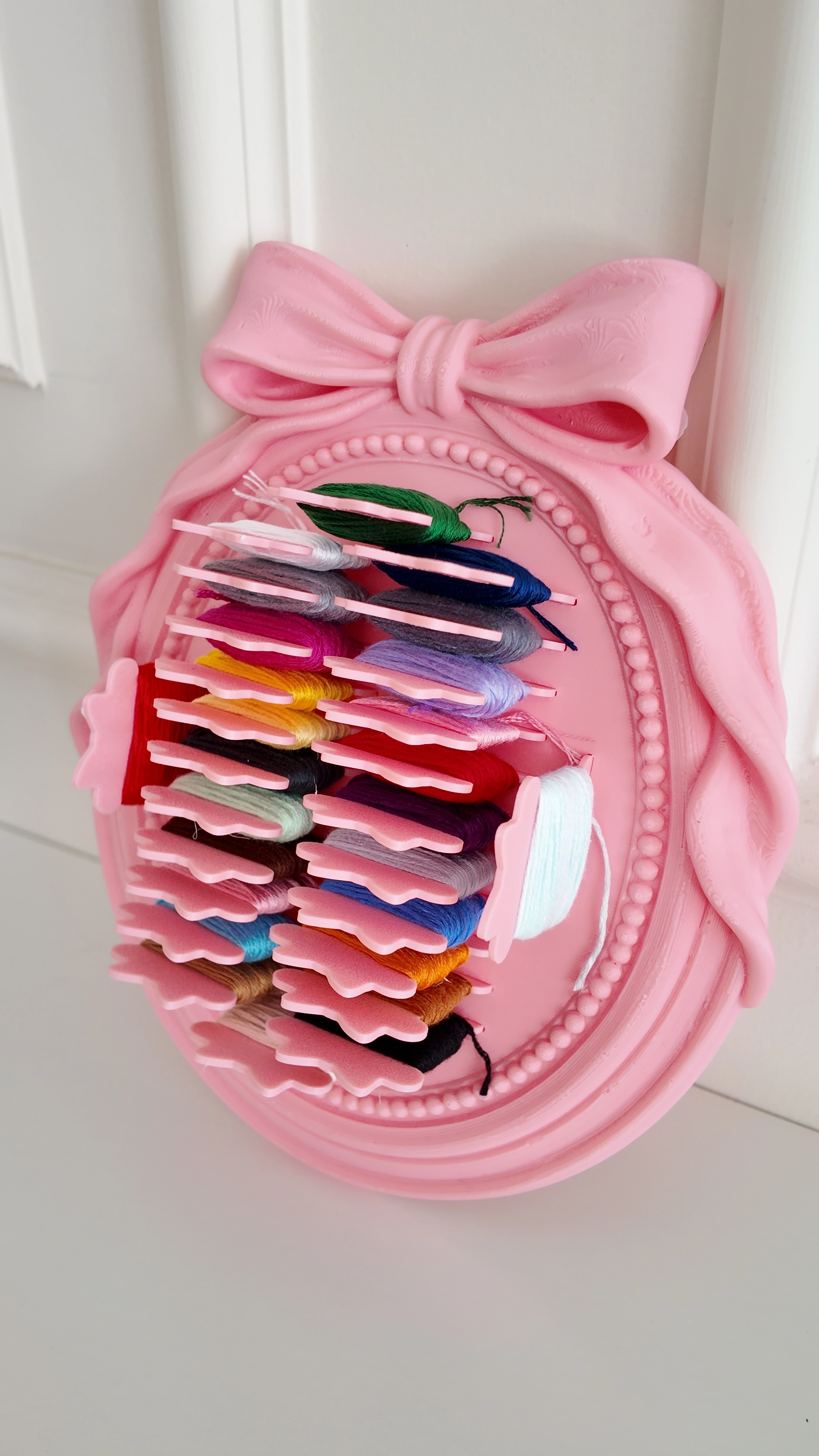 İP STANDI-PEMBE