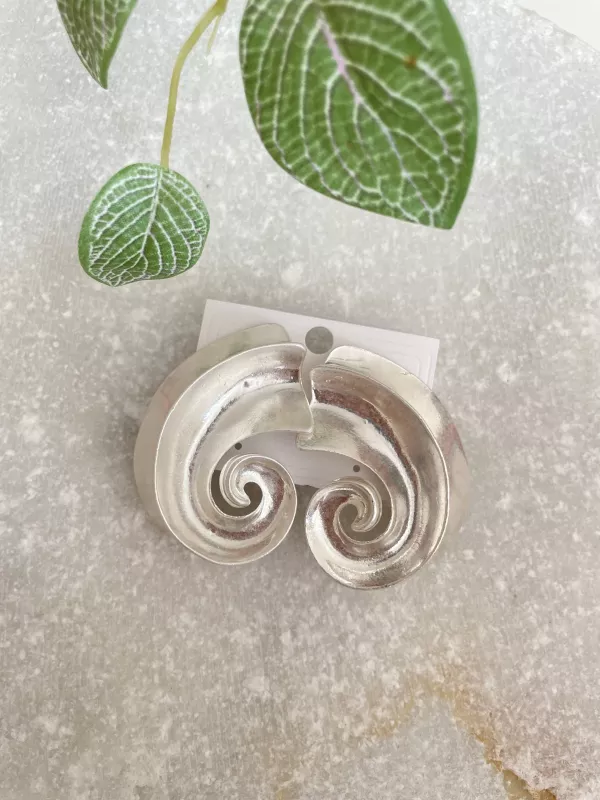 MARKA MODEL PİRİNÇ KÜPE