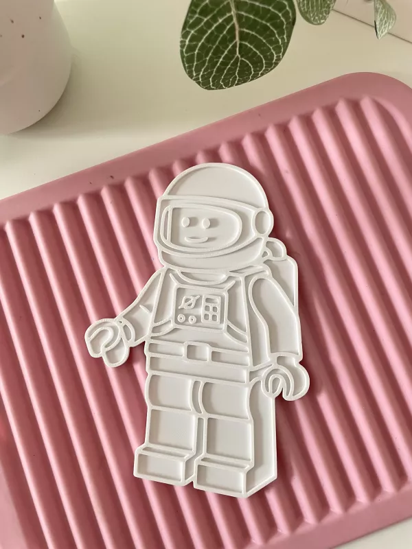 ASTRONOT ÇOCUK BOYAMA PLAKASI 