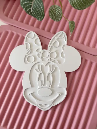 MINNIE ÇOCUK BOYAMA PLAKASI - 10 ADET